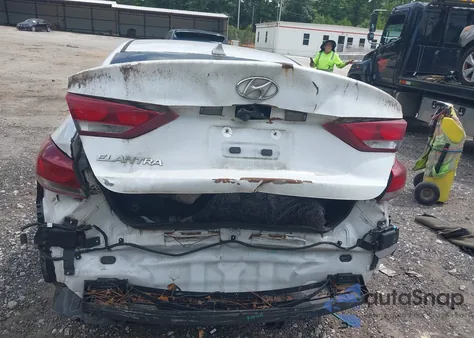 2018 Hyundai Elantra Value Edition из США, поврежденный, VIN 5NPD84LF1JH274670